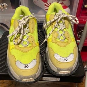 Balenciaga triple s sz US7